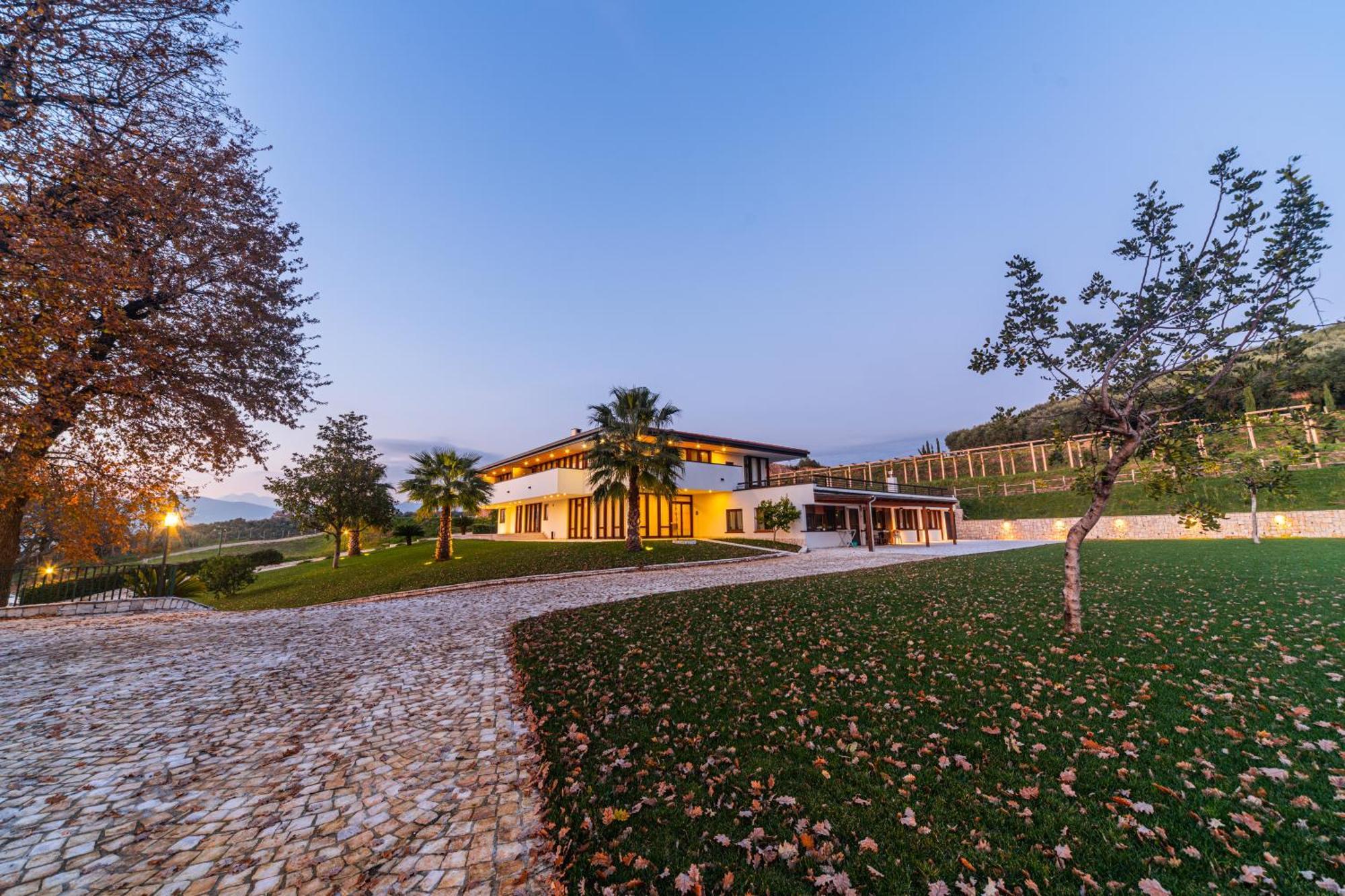 Aria - Villa Di Campagna Montecorvino Rovella Extérieur photo