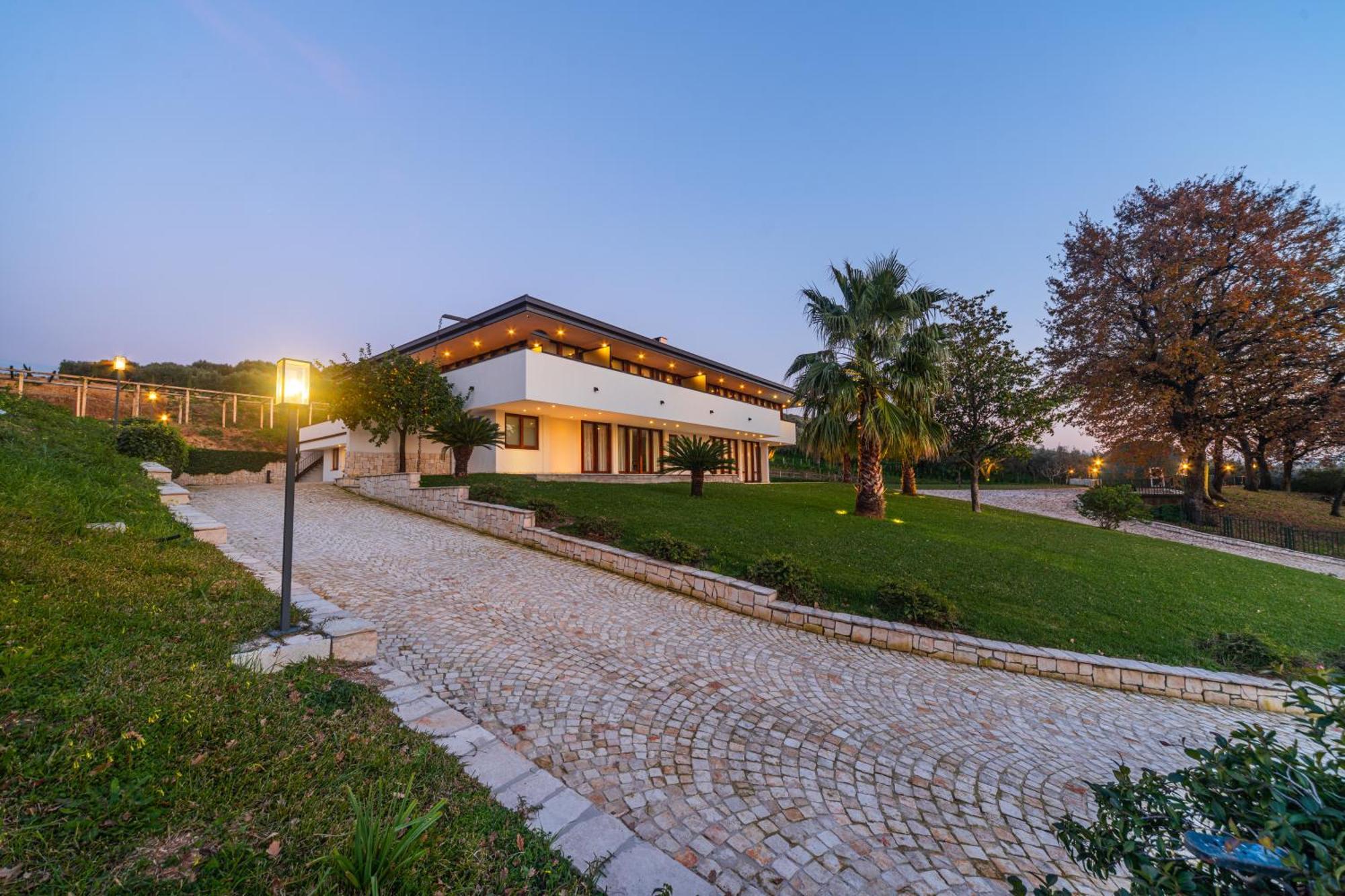 Aria - Villa Di Campagna Montecorvino Rovella Extérieur photo